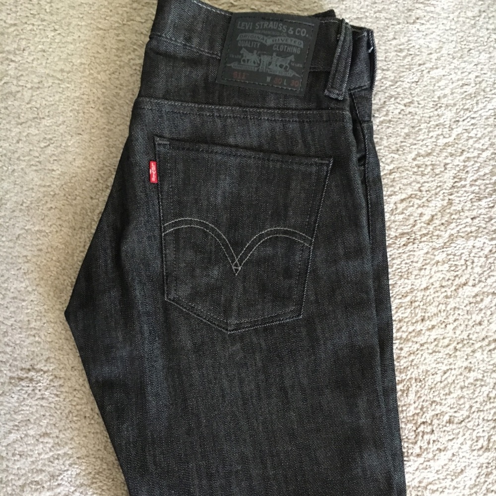 Men’s Black Levi’s 511 Skinny Jeans 30W by 30L